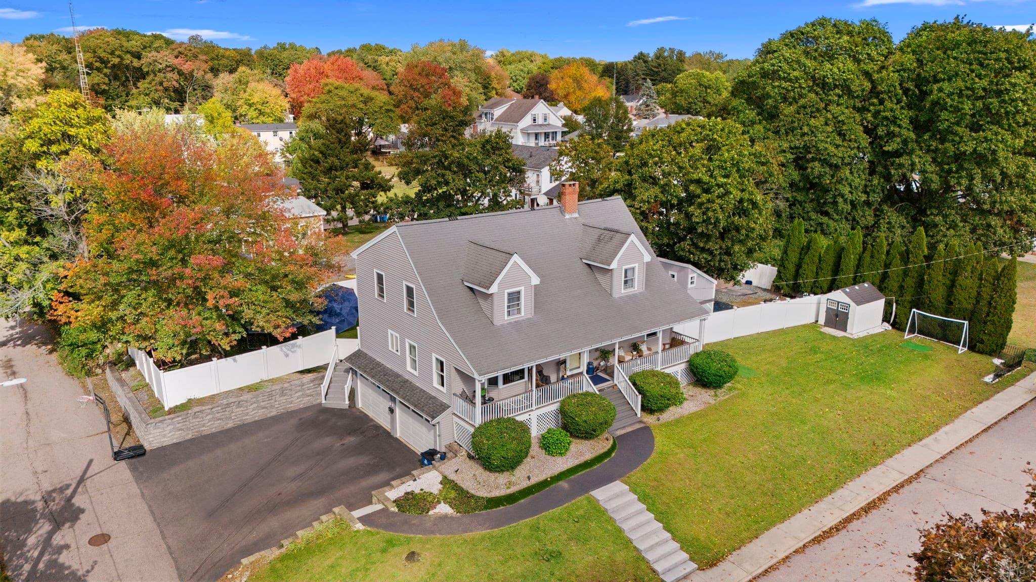 21 Milton St, Blackstone MA 01504