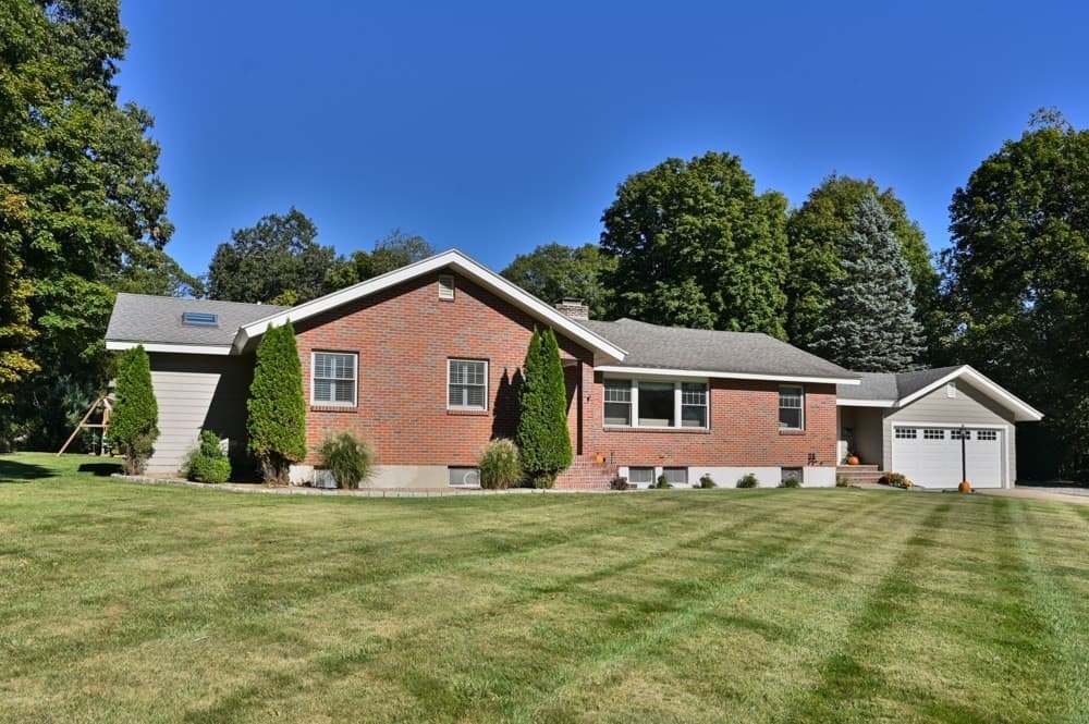 48 Border Rd, Reading MA 01867