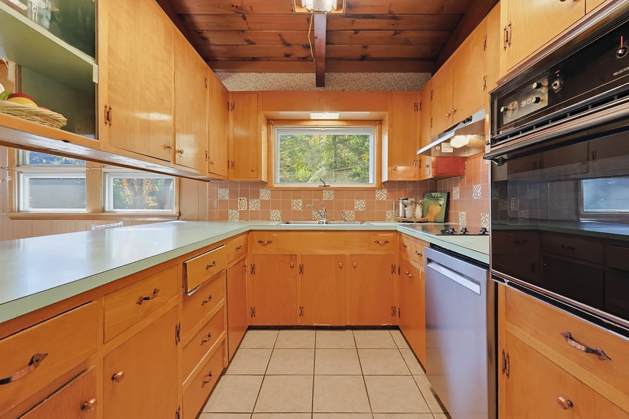 Single Family Residence at 58 Dudley Ave, Northbridge MA 01588, Northbridge, photo 10 of 33