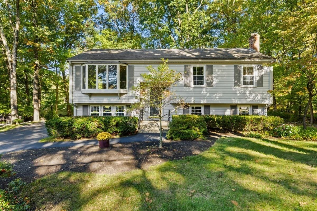 12 Bates Street, Foxboro MA 02035
