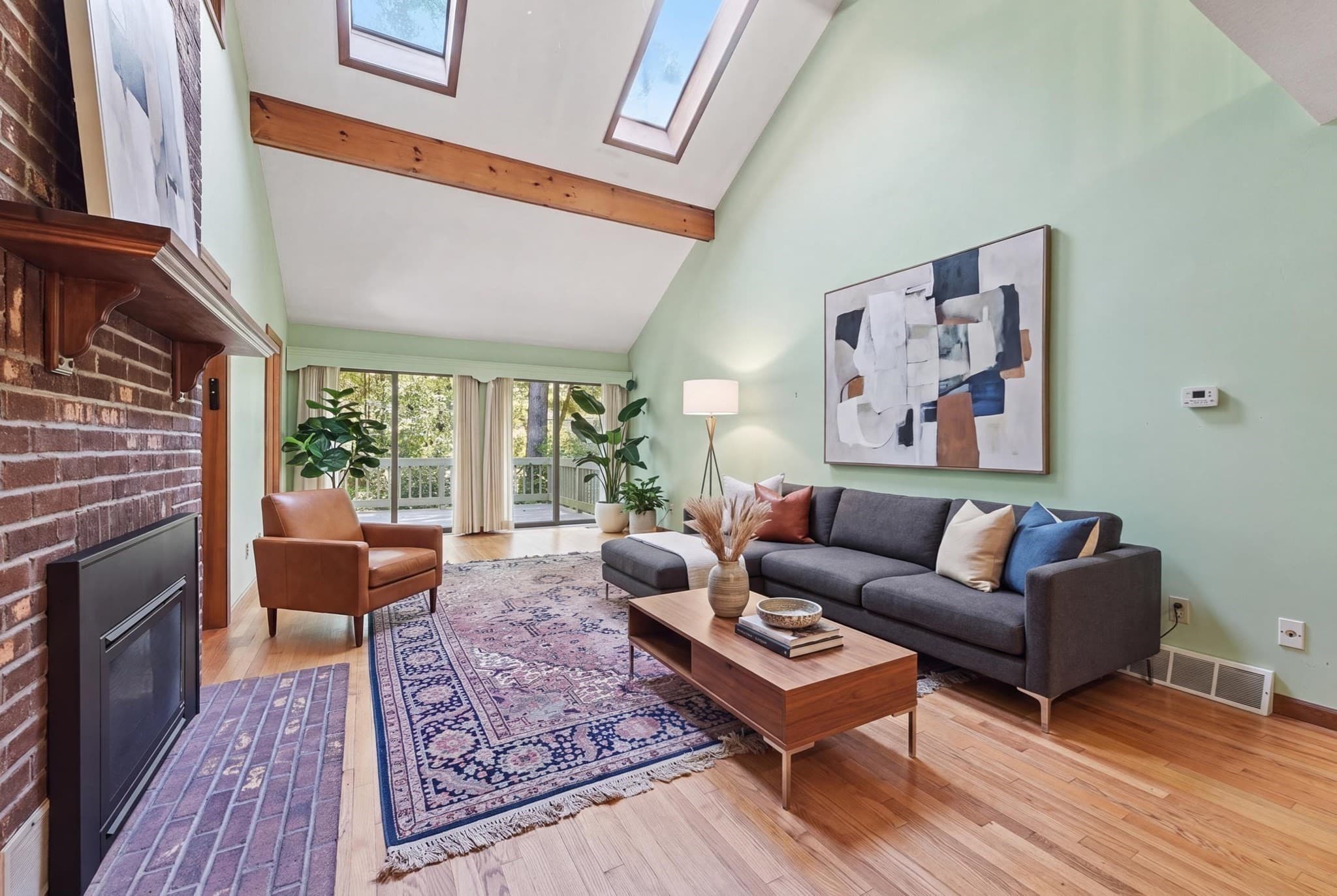 Single Family Residence at 127 Pleasant St, Southampton MA 01073, Southampton, photo 5 of 40