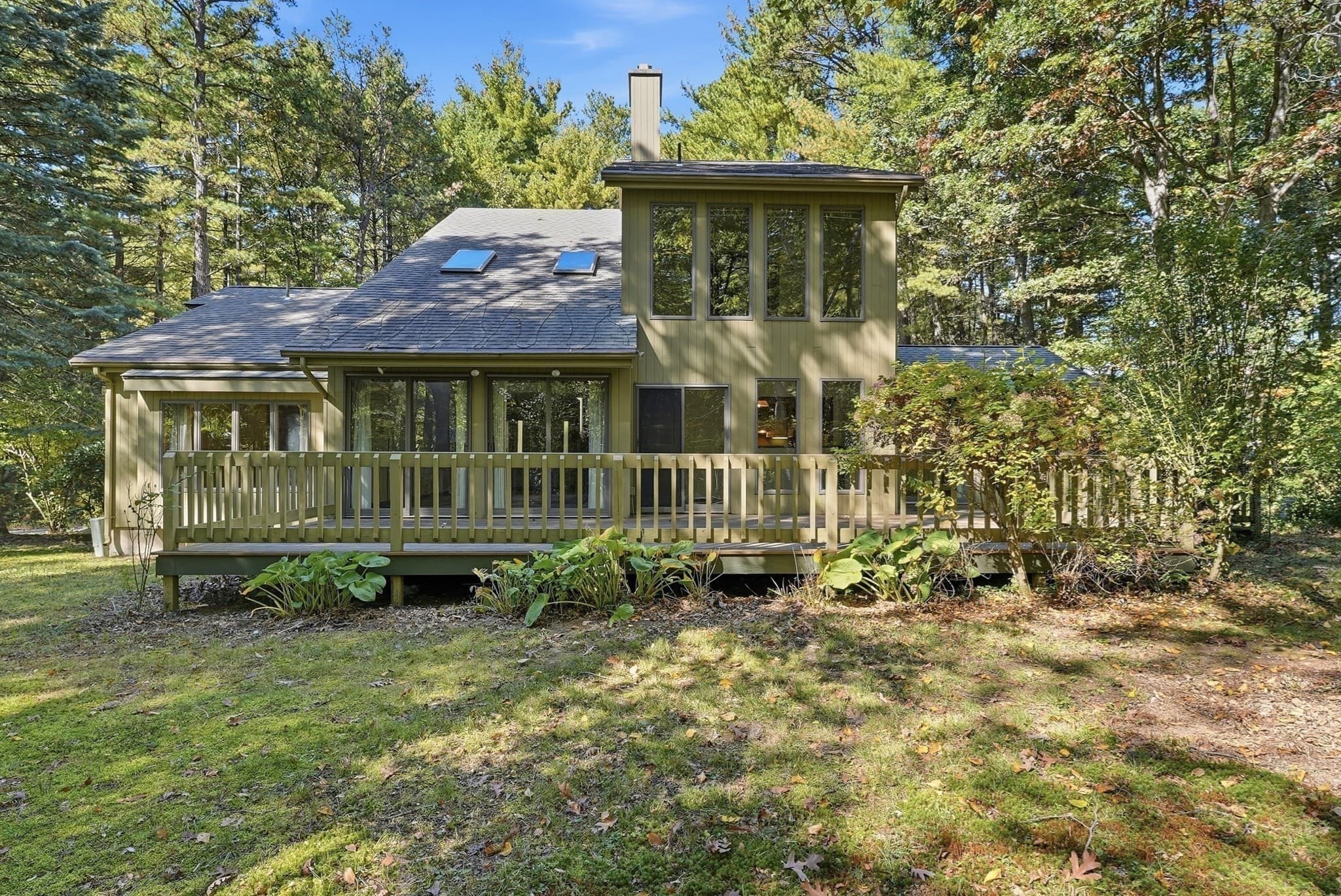 Single Family Residence at 127 Pleasant St, Southampton MA 01073, Southampton, photo 33 of 40