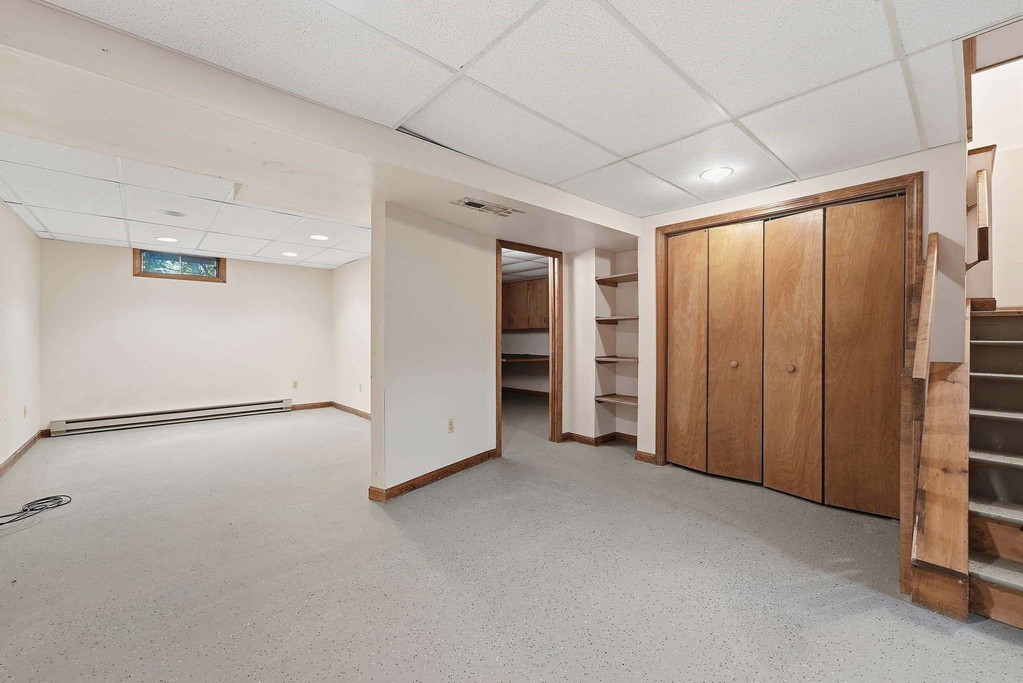 Single Family Residence at 127 Pleasant St, Southampton MA 01073, Southampton, photo 29 of 40