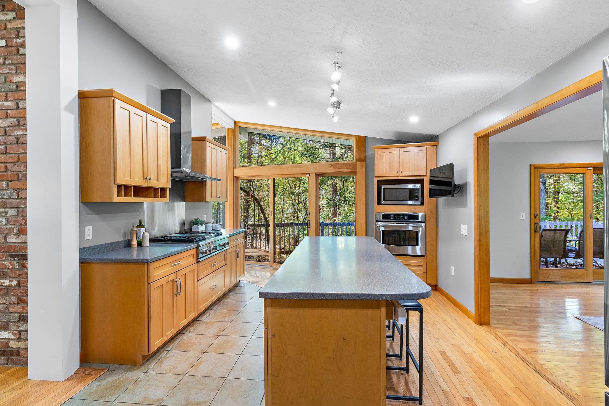 Single Family Residence at 55 Coventry Wood Road, Bolton MA 01740, Bolton, photo 6 of 30