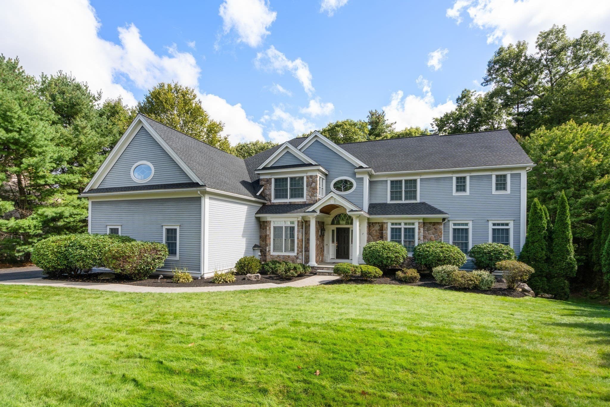 Single Family Residence at 7 Turtle Creek Circle, Shrewsbury MA 01545, Shrewsbury, photo 3 of 41