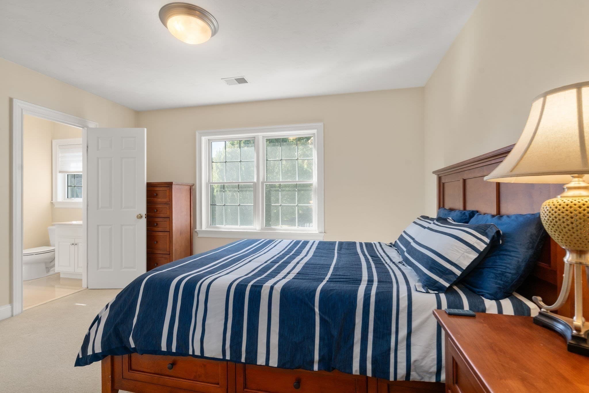 Single Family Residence at 7 Turtle Creek Circle, Shrewsbury MA 01545, Shrewsbury, photo 30 of 41