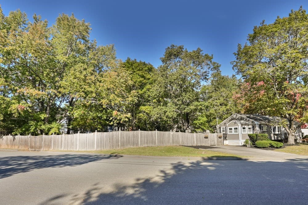 Single Family Residence at 5 Barbara Ave, Wilmington MA 01887, Wilmington, photo 16 of 41