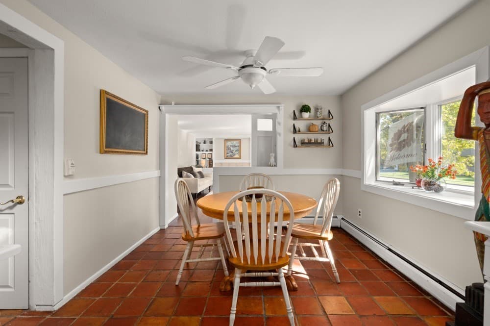 Single Family Residence at 5 Barbara Ave, Wilmington MA 01887, Wilmington, photo 22 of 41