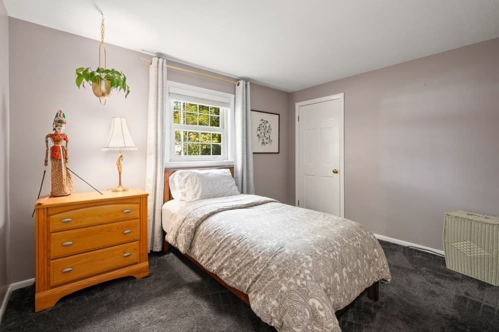 Single Family Residence at 5 Barbara Ave, Wilmington MA 01887, Wilmington, photo 32 of 41