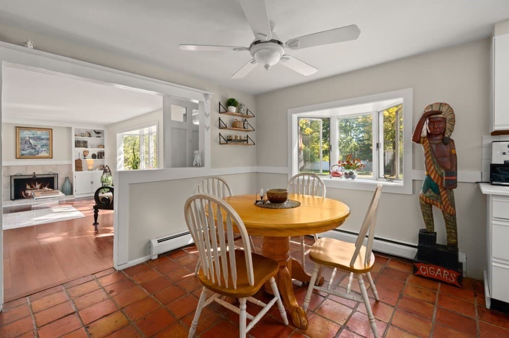 Single Family Residence at 5 Barbara Ave, Wilmington MA 01887, Wilmington, photo 24 of 41