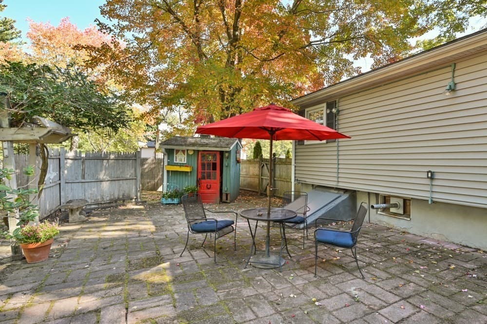 Single Family Residence at 5 Barbara Ave, Wilmington MA 01887, Wilmington, photo 10 of 41