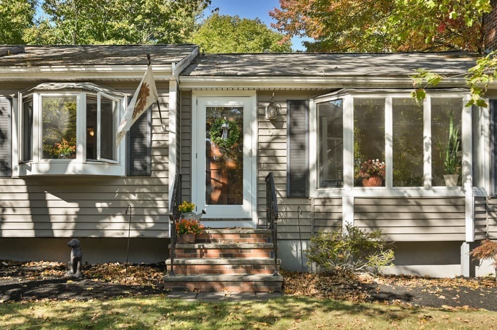 Single Family Residence at 5 Barbara Ave, Wilmington MA 01887, Wilmington, photo 15 of 41