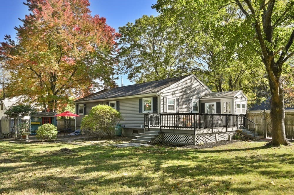 Single Family Residence at 5 Barbara Ave, Wilmington MA 01887, Wilmington, photo 8 of 41