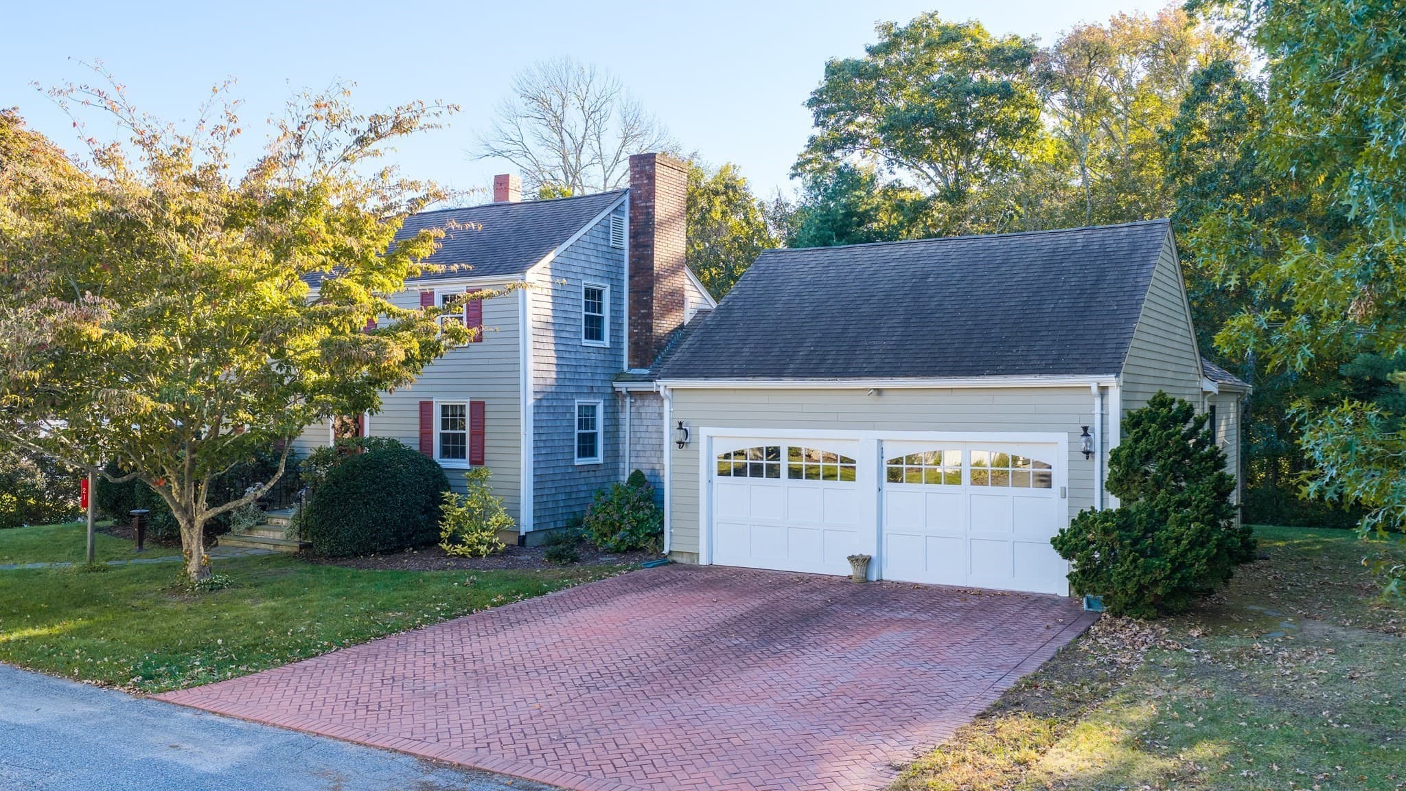 Single Family Residence at 21 Thatcher St, Dartmouth MA 02748, Dartmouth, photo 7 of 39