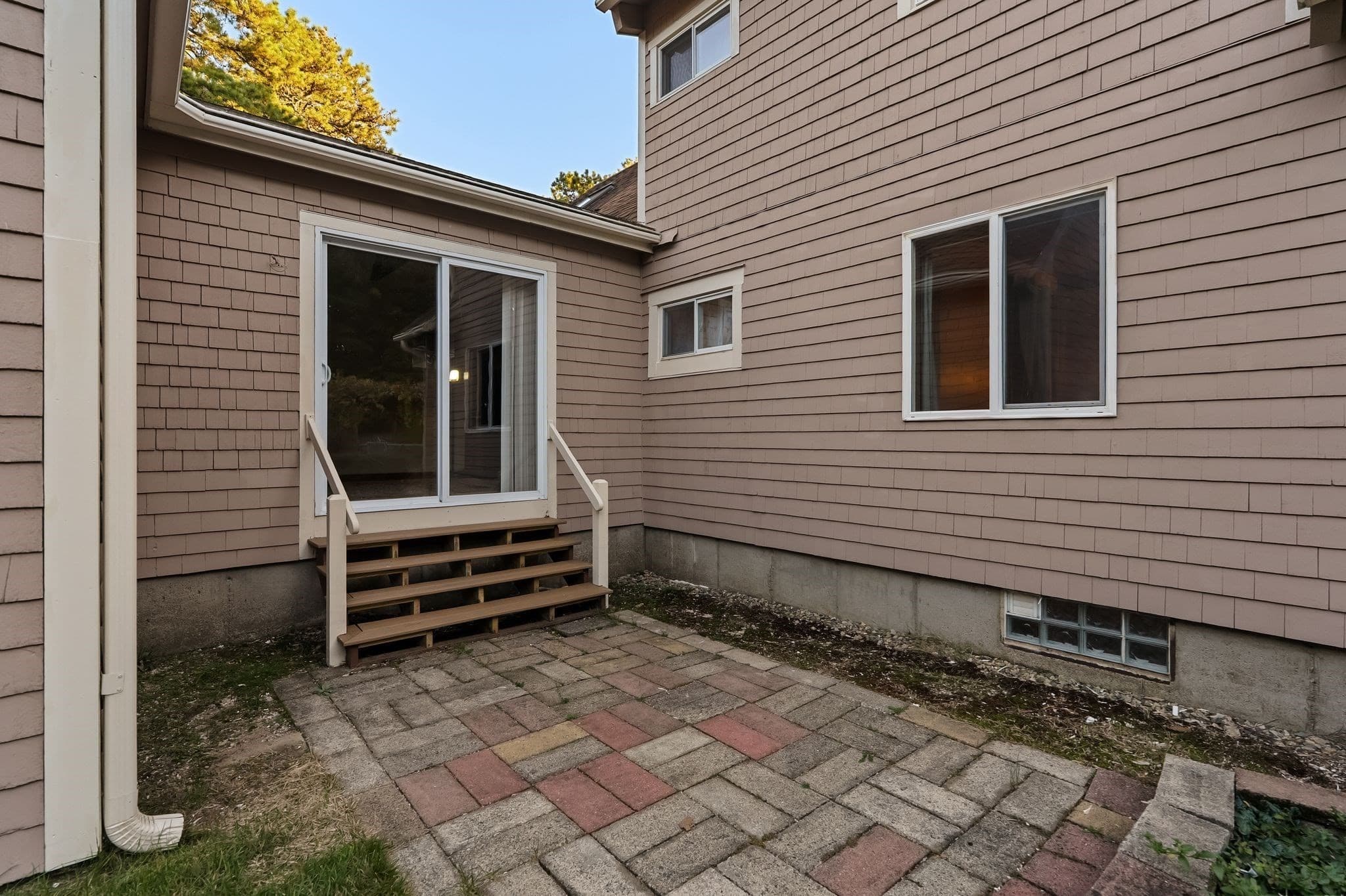 Single Family Residence at 113 South Meadow Rd, Plymouth MA 02360, Plymouth, photo 22 of 25