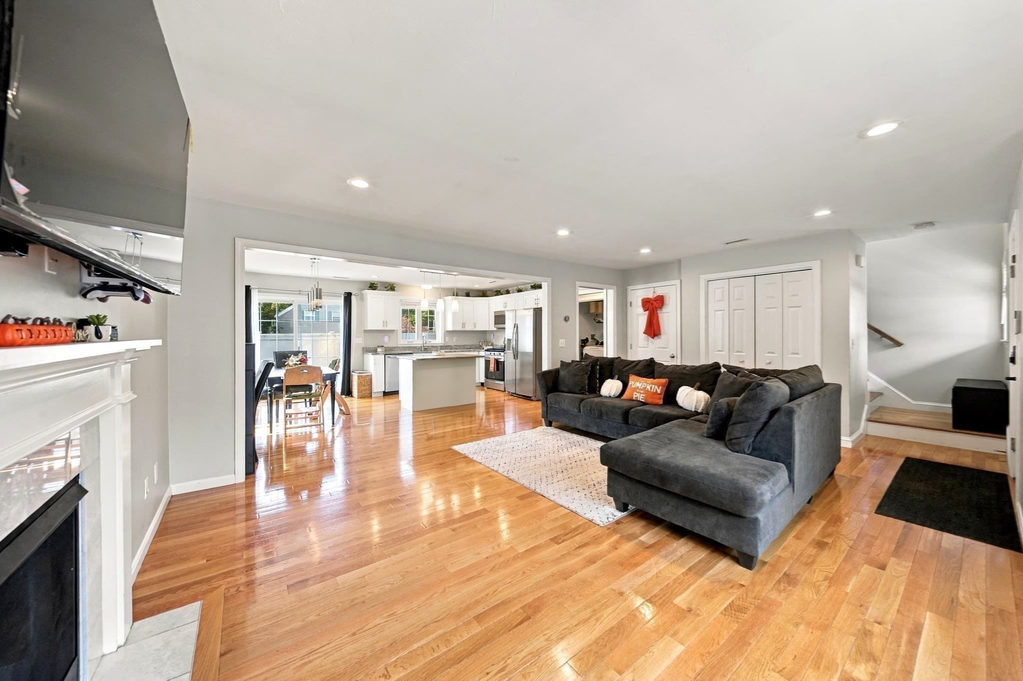 Condominium at 11 Mendon # D, Attleboro MA 02780, Attleboro, photo 10 of 38