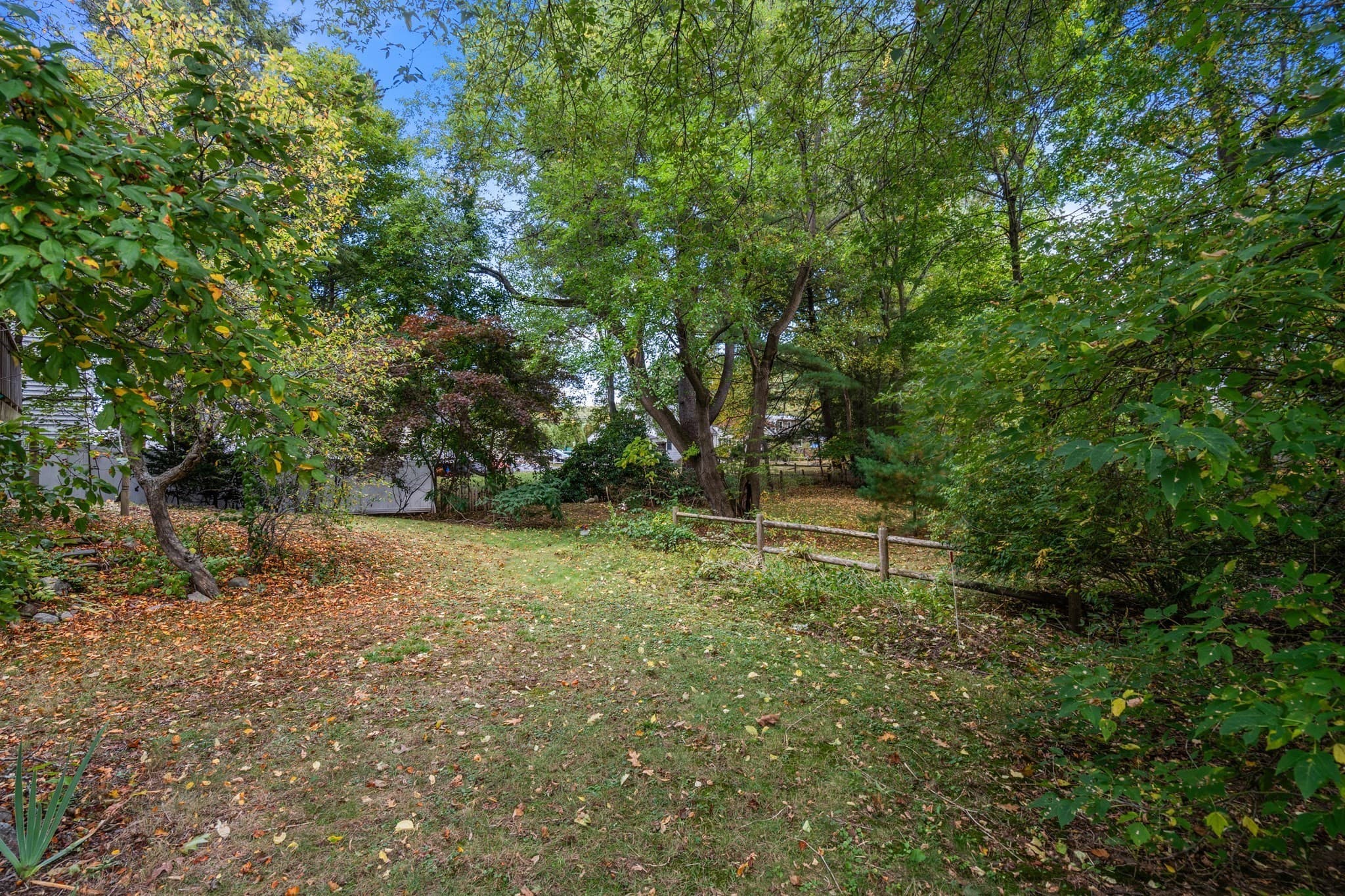 Residential at 2 Eisenhower Ave, Natick MA 01760, Natick, photo 9 of 16