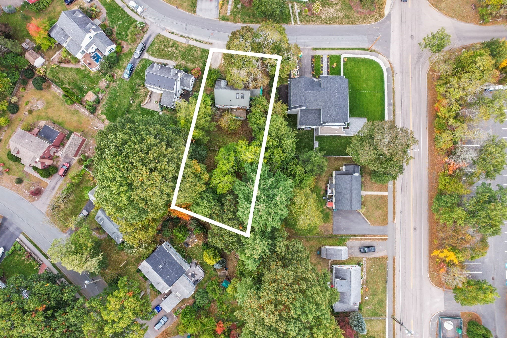 Residential at 2 Eisenhower Ave, Natick MA 01760, Natick, photo 4 of 16