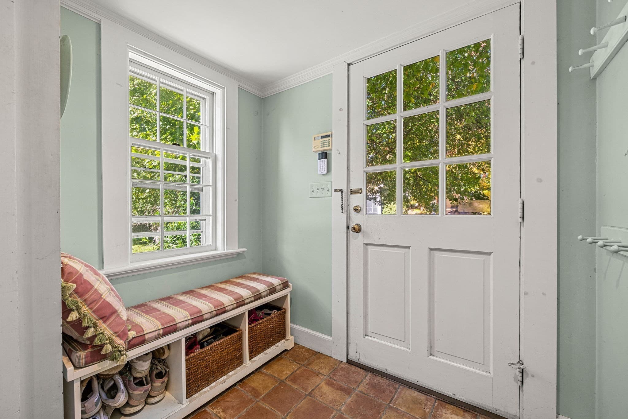 Single Family Residence at 2 Sandy Pond Rd, Lincoln MA 01773, Lincoln, photo 2 of 42