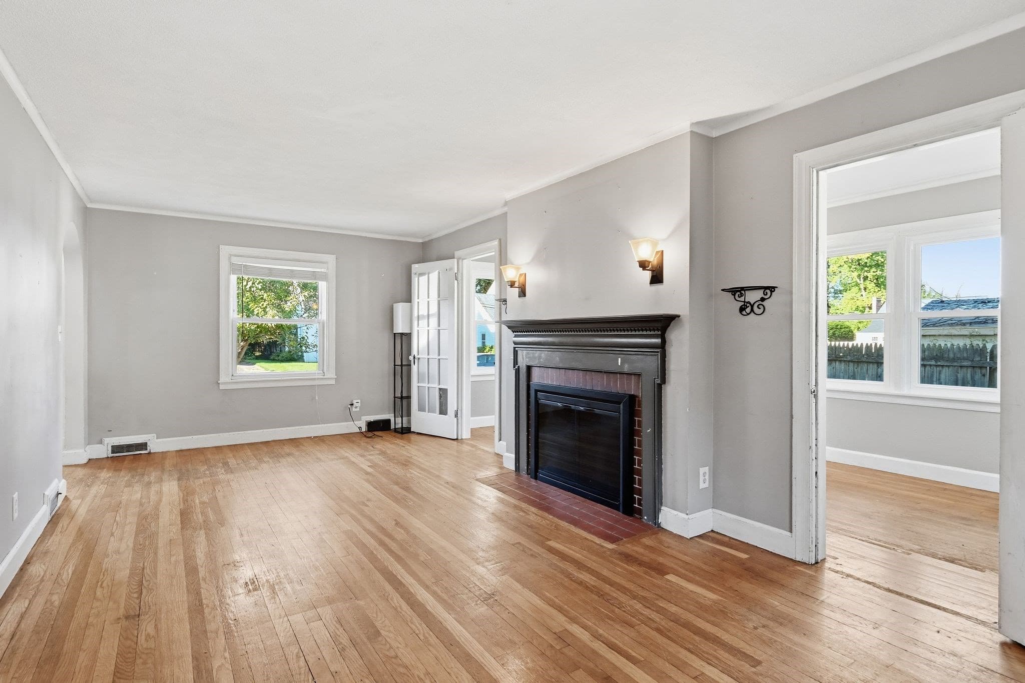 Single Family Residence at 46 Mckinley Ter, Westfield MA 01085, Westfield, photo 6 of 33