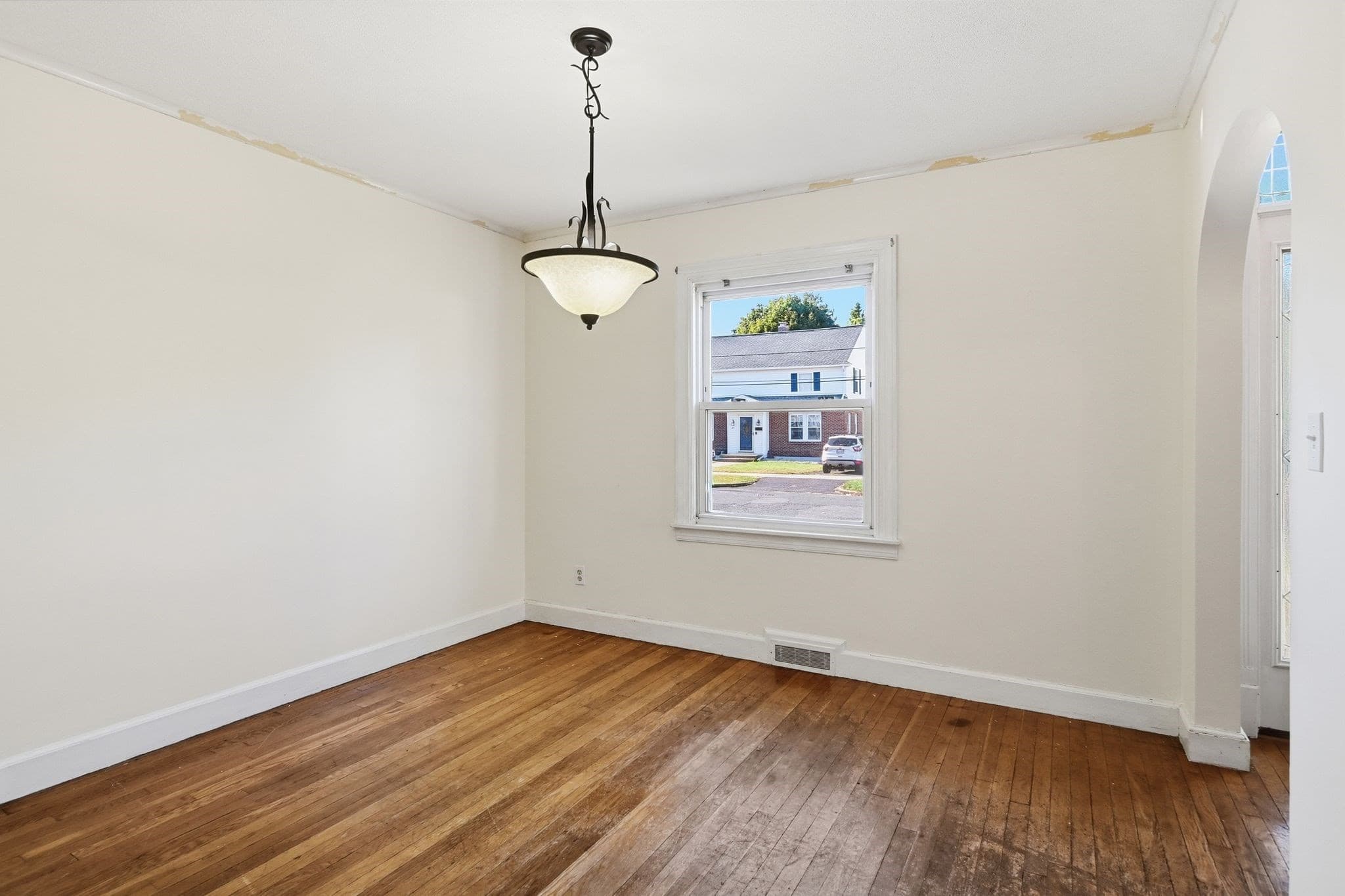 Single Family Residence at 46 Mckinley Ter, Westfield MA 01085, Westfield, photo 17 of 33