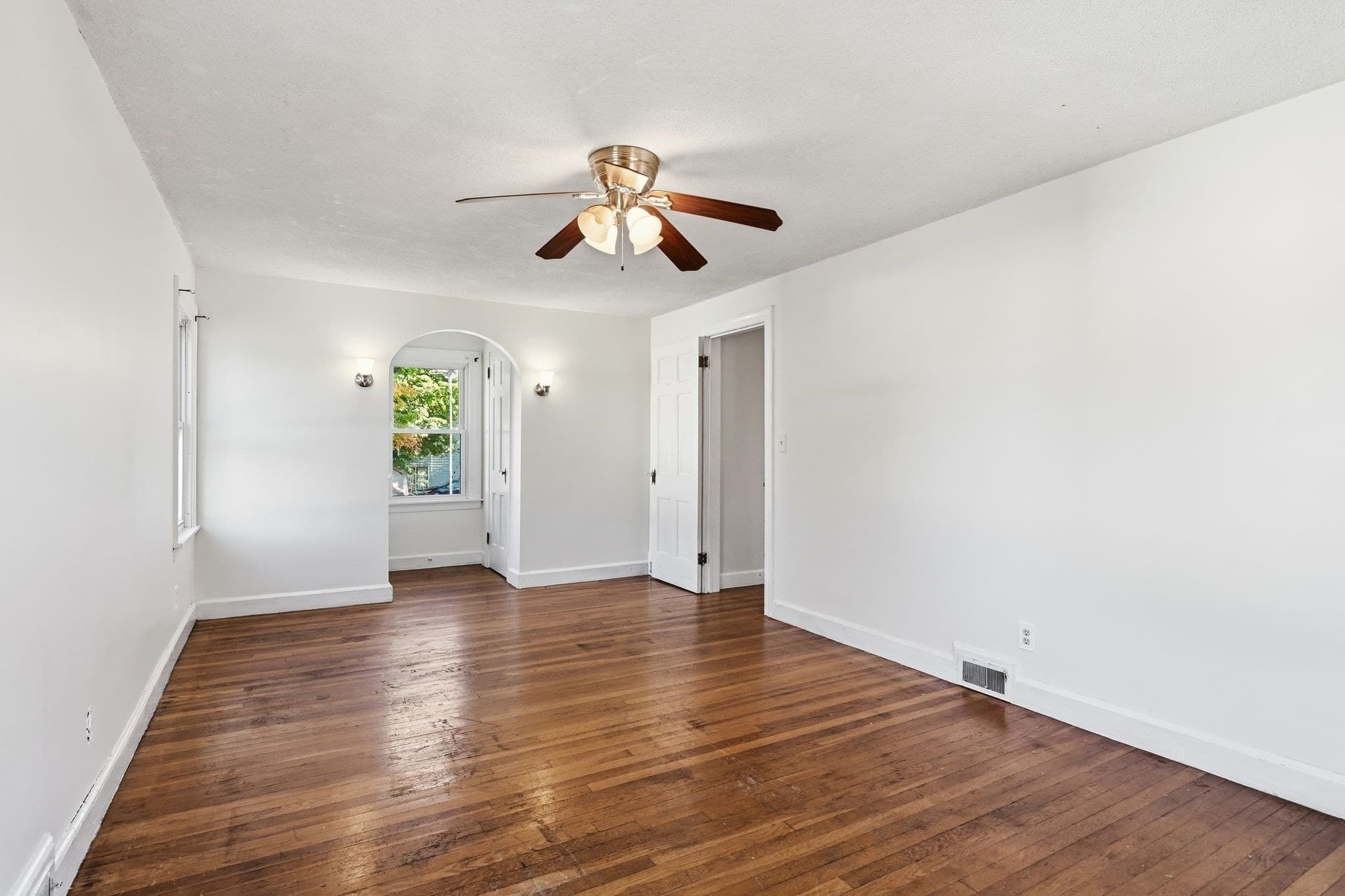 Single Family Residence at 46 Mckinley Ter, Westfield MA 01085, Westfield, photo 20 of 33
