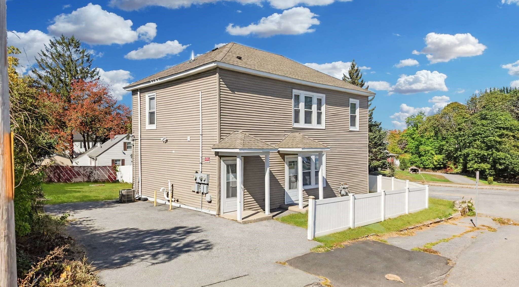 Multi Family at 82-84 Haverhill St, Methuen MA 01844, Methuen, photo 5 of 42