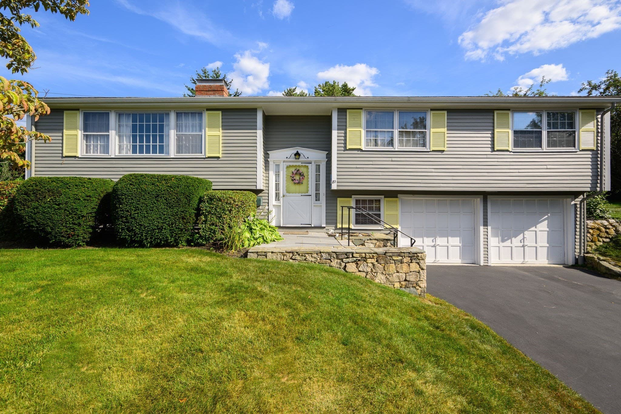 Single Family Residence at 81 Old Pasture Rd, Cohasset MA 02025, Cohasset, photo 2 of 37