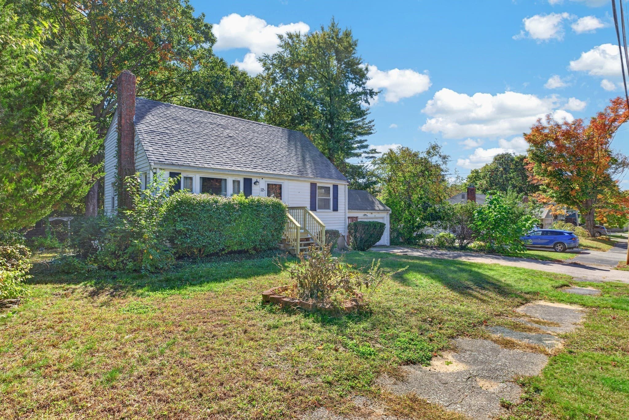 Single Family Residence at 12 Hillsdale Road, Holbrook MA 02343, Holbrook, photo 3 of 28