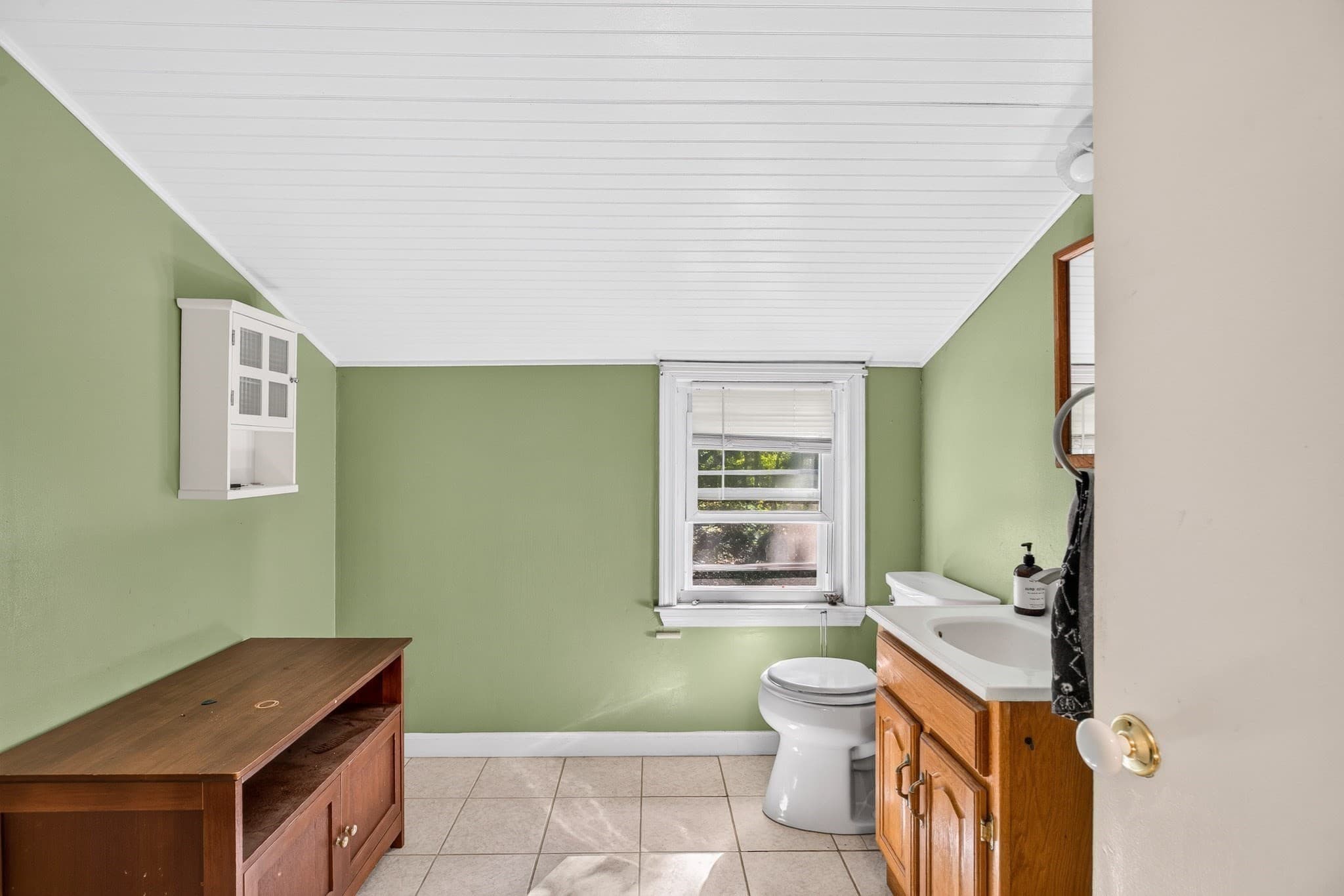 Single Family Residence at 12 Hillsdale Road, Holbrook MA 02343, Holbrook, photo 21 of 28
