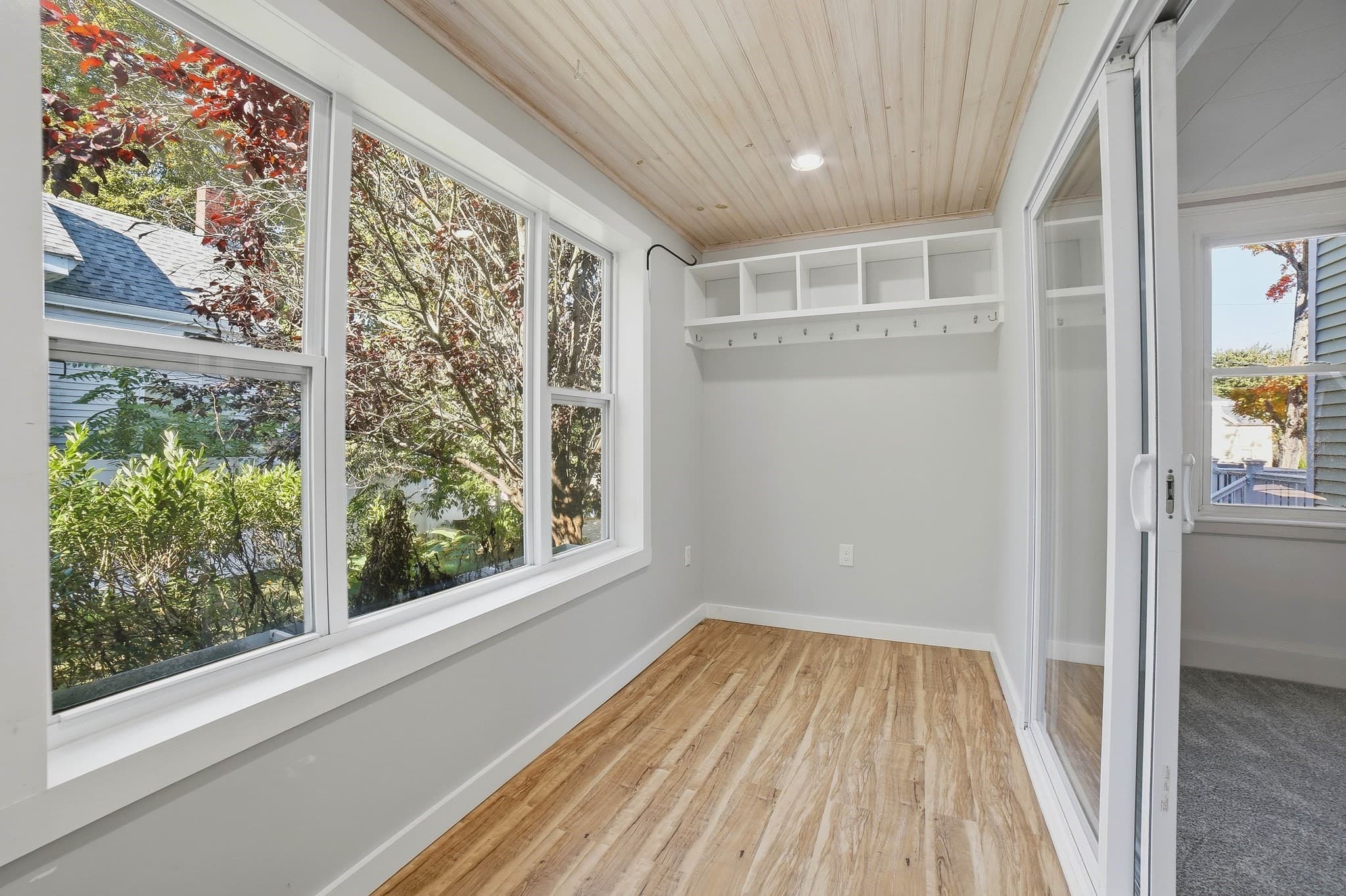 2 Family - 2 Units Up/Down at 24 Collins, Amesbury MA 01913, Amesbury, photo 6 of 28