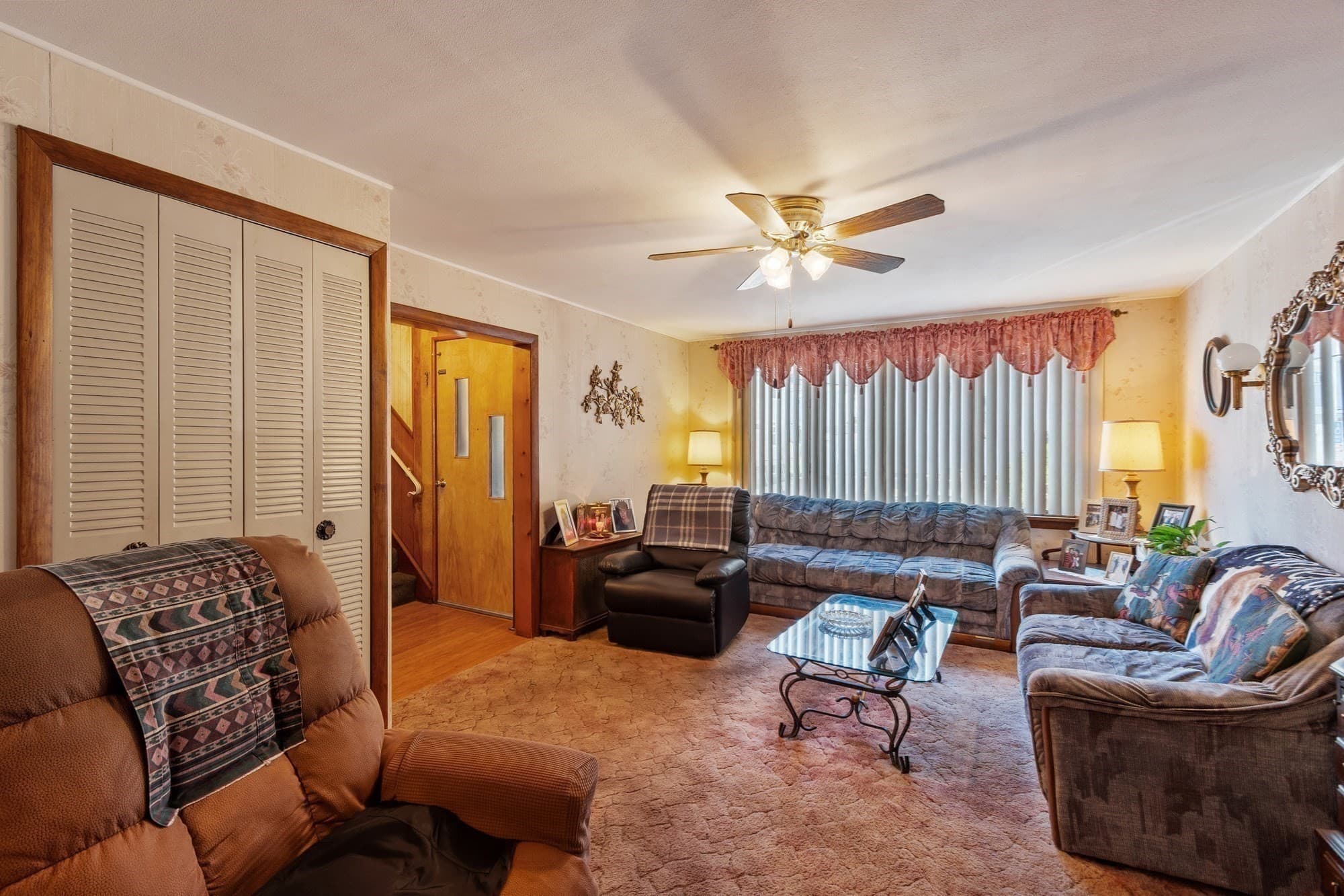 Single Family Residence at 25 Herbert St, Everett MA 02149, Everett, photo 11 of 26