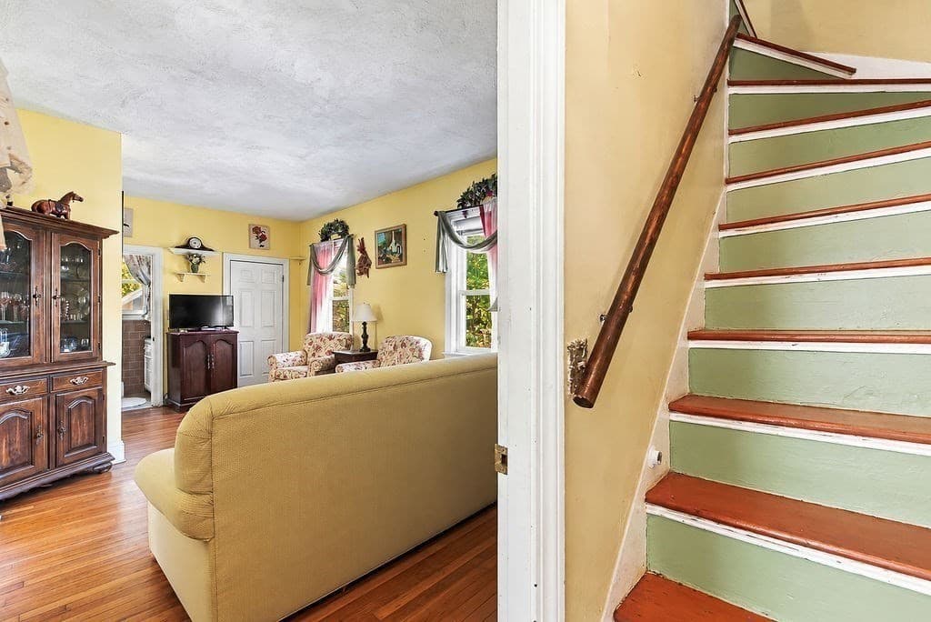 Single Family Residence at 4 Prospect St, North Attleboro MA 02760, North Attleboro, photo 10 of 26