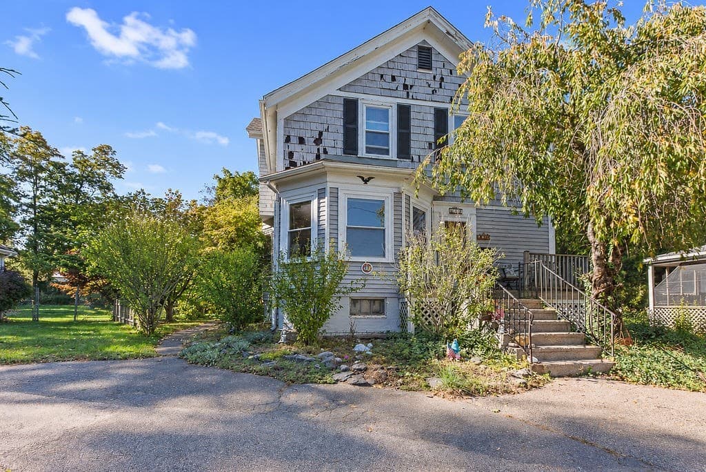 Single Family Residence at 4 Prospect St, North Attleboro MA 02760, North Attleboro, photo 19 of 26