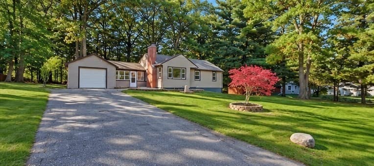 Single Family Residence at 17 Meadowview Rd, Wilbraham MA 01095, Wilbraham, photo 2 of 33