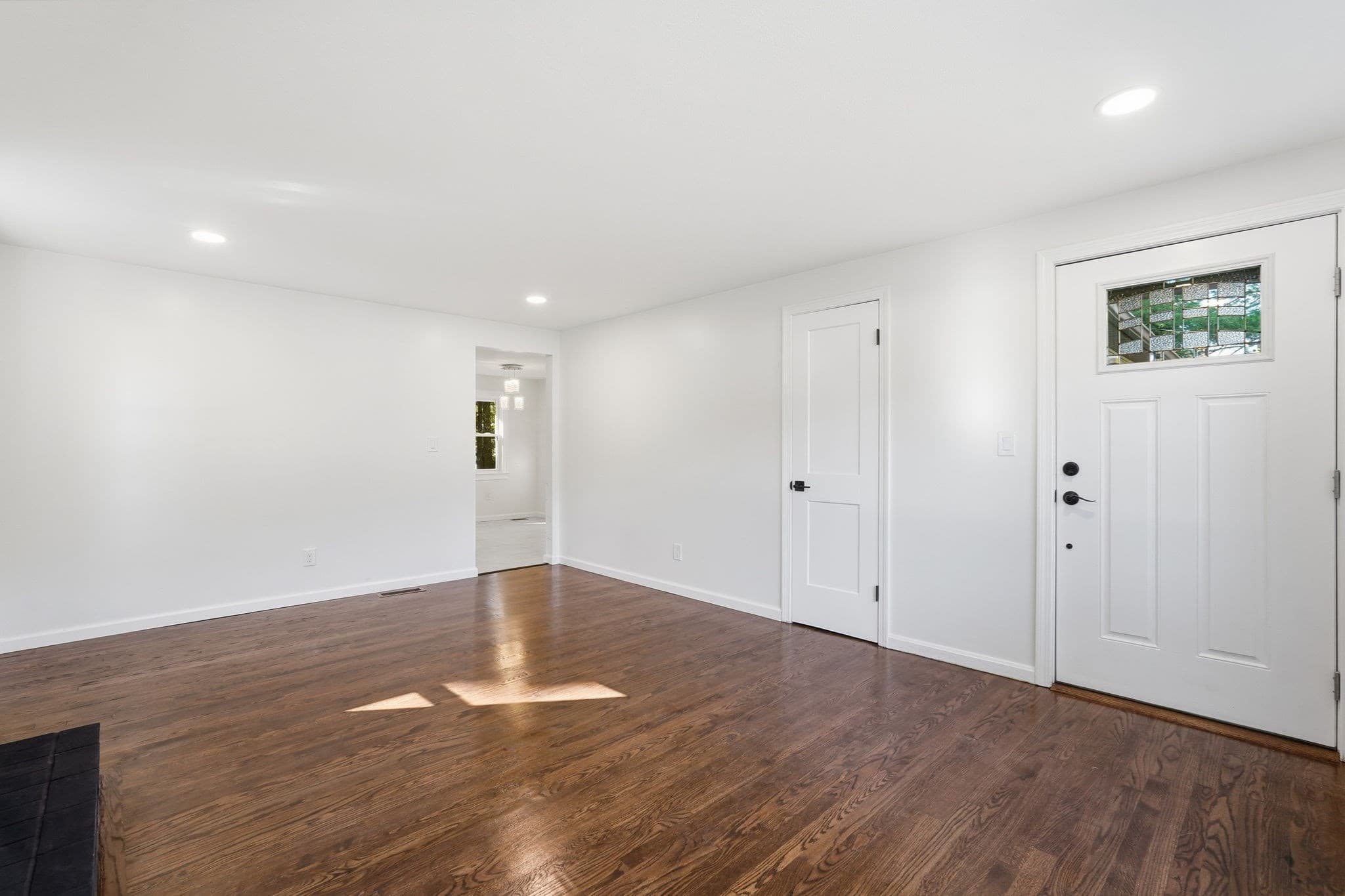 Single Family Residence at 17 Meadowview Rd, Wilbraham MA 01095, Wilbraham, photo 18 of 33
