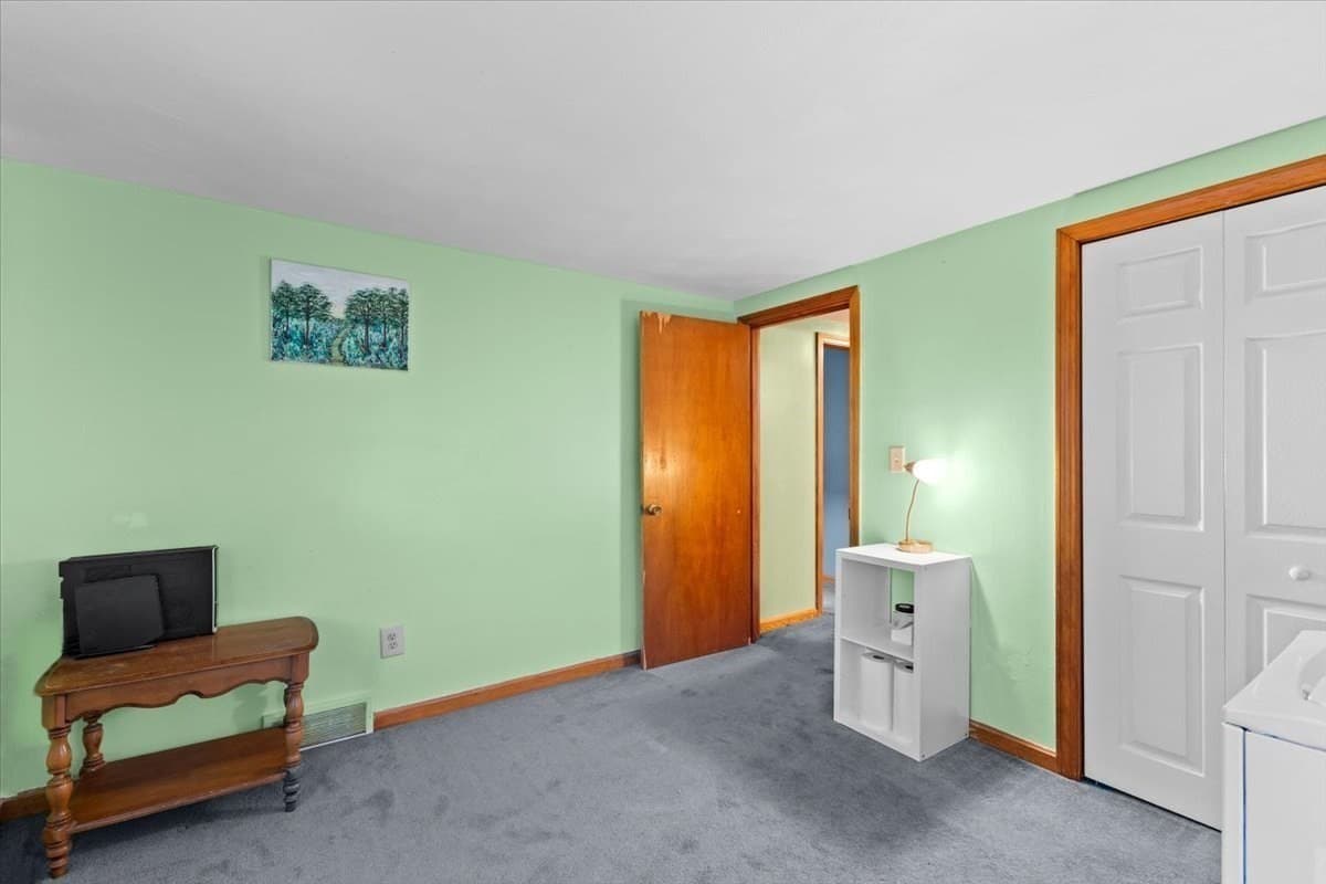 Single Family Residence at 286 Pembroke St, Kingston MA 02364, Kingston, photo 30 of 42