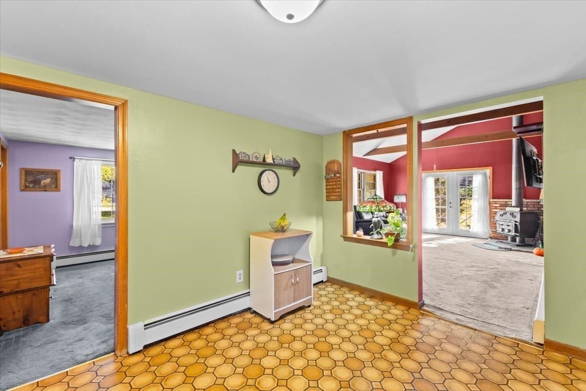 Single Family Residence at 286 Pembroke St, Kingston MA 02364, Kingston, photo 14 of 42