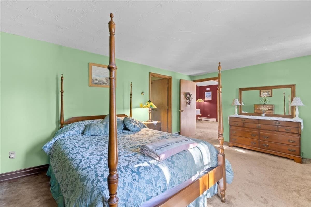 Single Family Residence at 286 Pembroke St, Kingston MA 02364, Kingston, photo 25 of 42