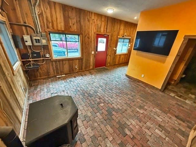 Commercial Sale at 359 West Street, Hatfield MA 01093, Hatfield, photo 11 of 15