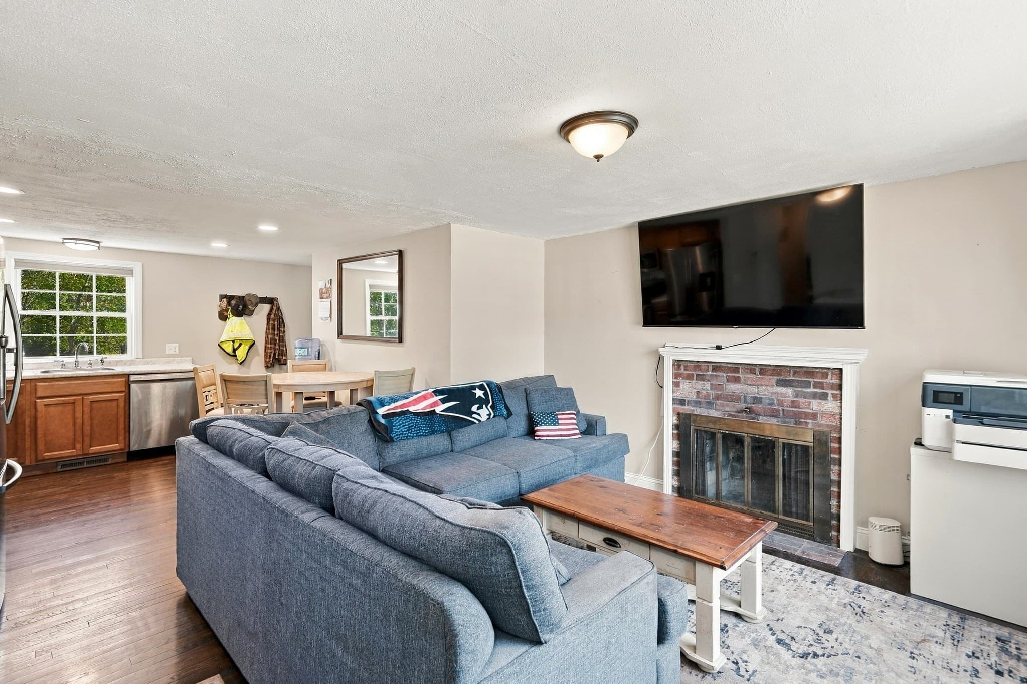 Single Family Residence at 250 Lafayette Road, Salisbury MA 01952, Salisbury, photo 3 of 31