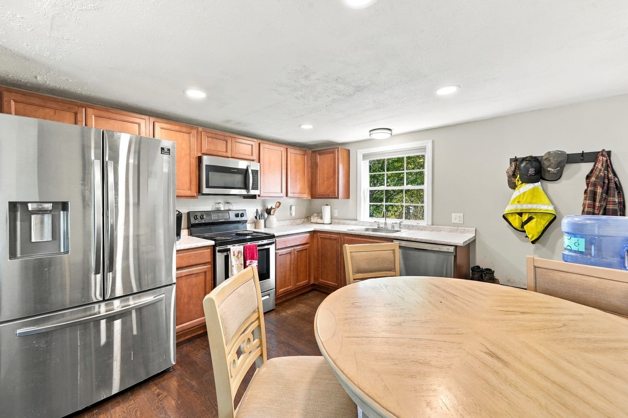 Single Family Residence at 250 Lafayette Road, Salisbury MA 01952, Salisbury, photo 9 of 31