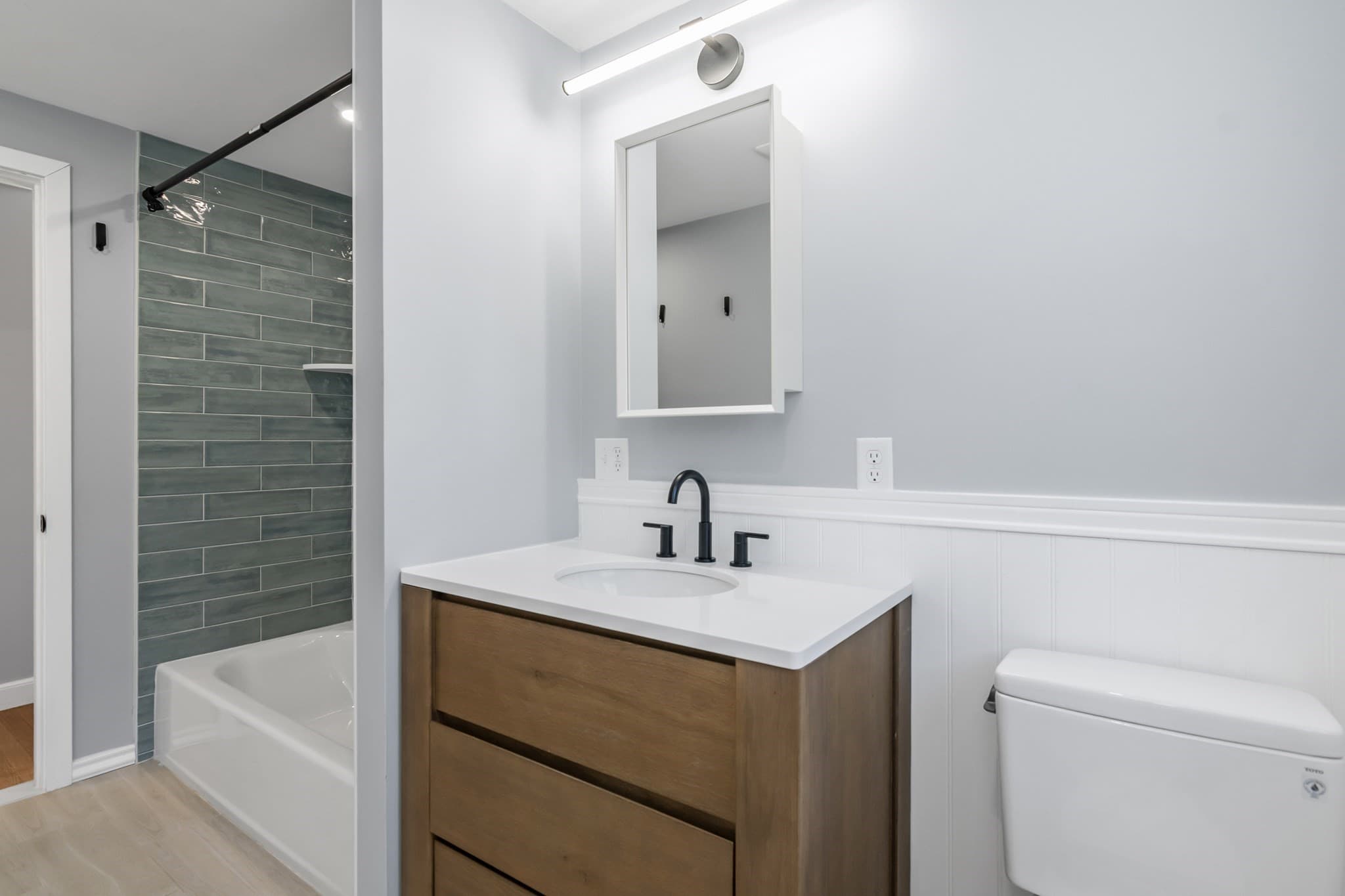 Single Family Residence at 26 Whitin Ave, Revere MA 02151, Revere, photo 6 of 41
