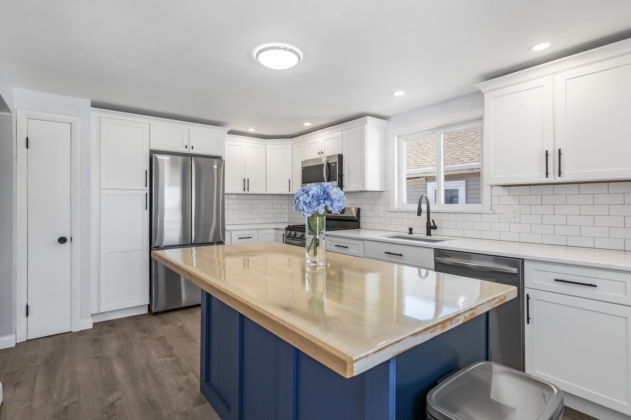 Single Family Residence at 26 Whitin Ave, Revere MA 02151, Revere, photo 8 of 41