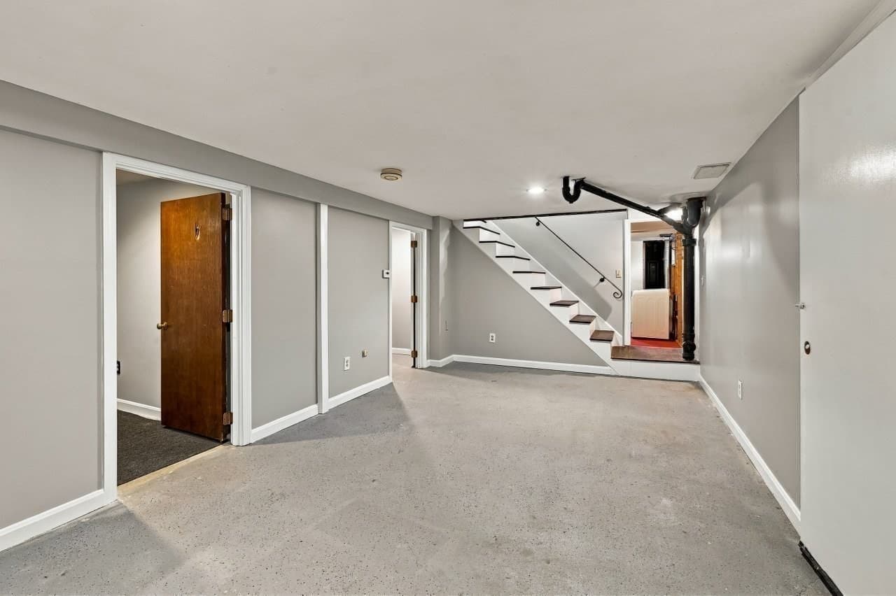 Single Family Residence at 14 Coronet Ave, Methuen MA 01844, Methuen, photo 27 of 40