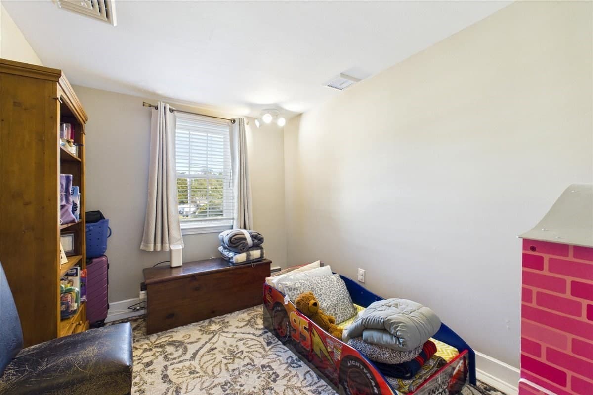 Single Family Residence at 68 Old Mansion Lane, Whitman MA 02382, Whitman, photo 7 of 16