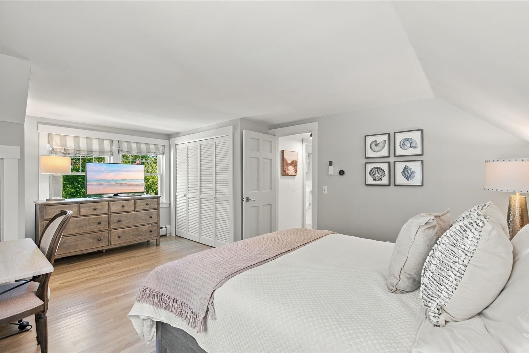 Single Family Residence at 5 Evelyns Dr, Harwich MA 02645, Harwich, photo 24 of 42