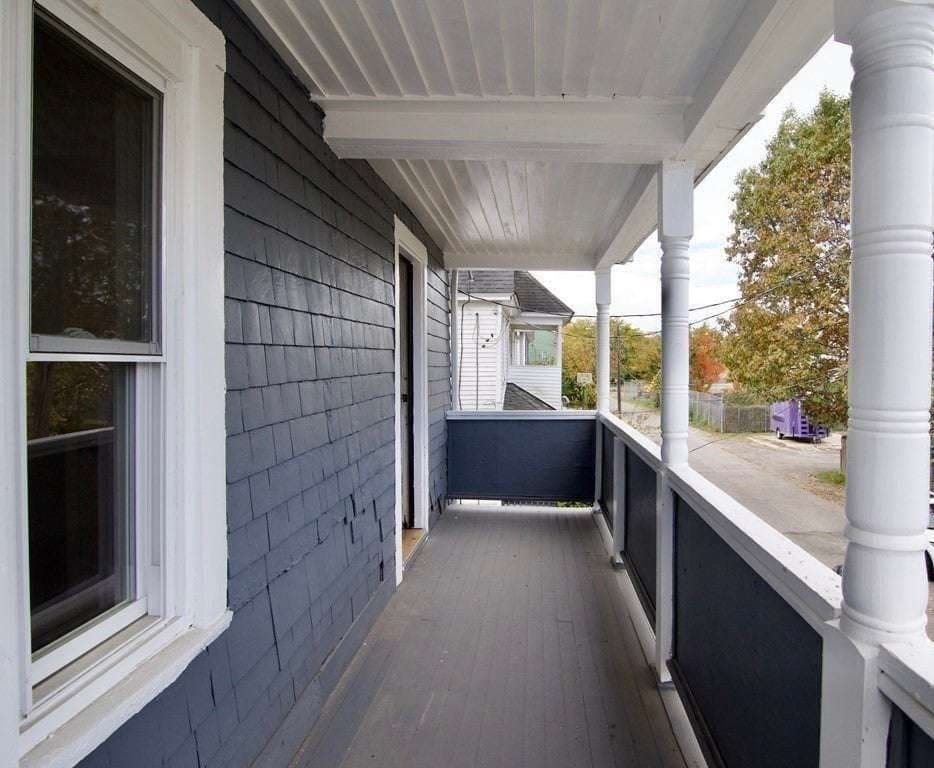 Single Family Residence at 20 Crosby St, Springfield MA 01105, Springfield, photo 2 of 13