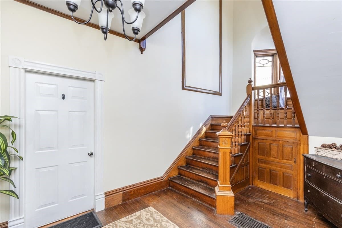 Condominium at 270 Lafayette St # 1, Salem MA 01970, Salem, photo 8 of 38