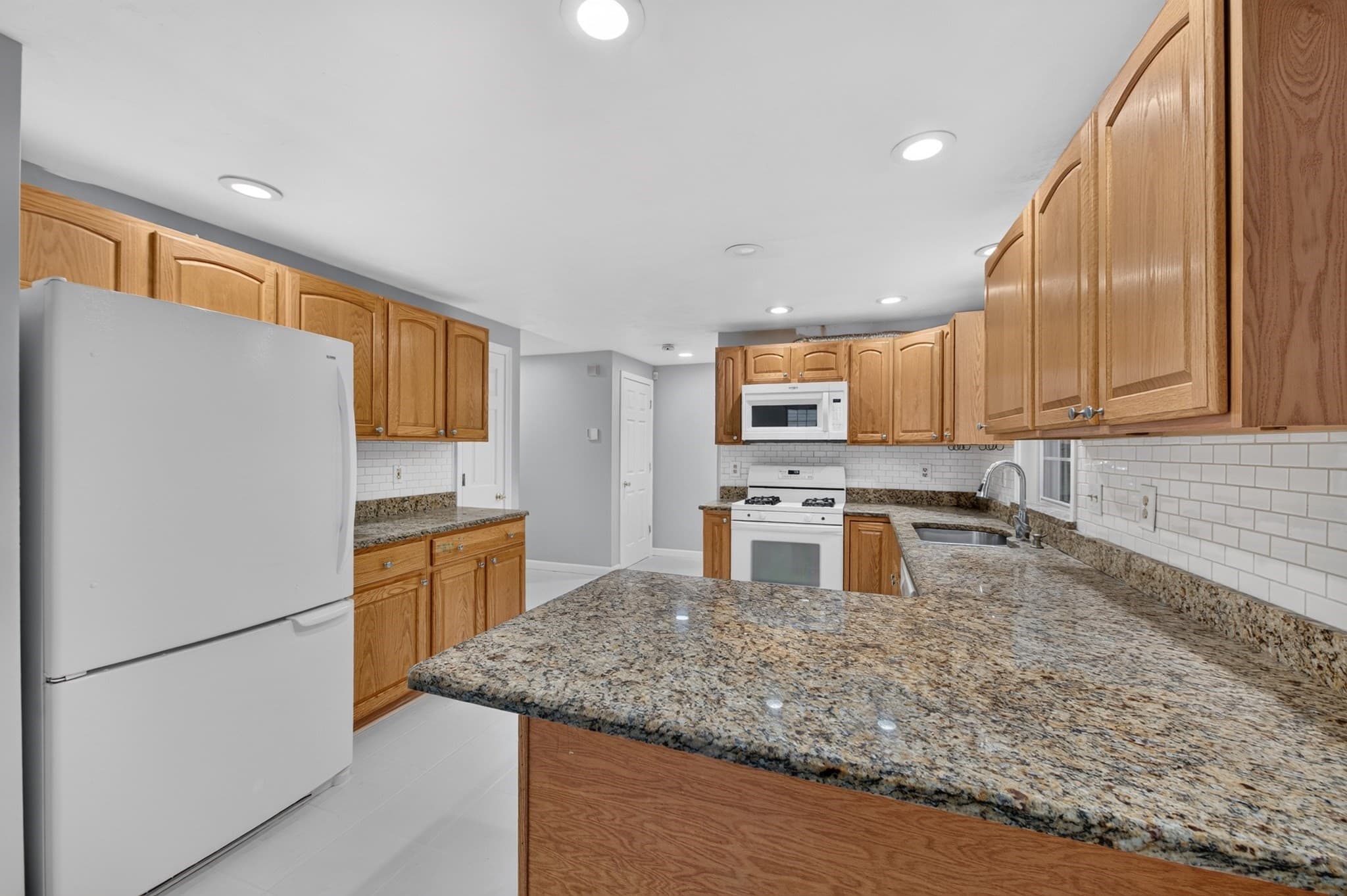Single Family Residence at 3-A Gates Cir, Worcester MA 01603, Worcester, photo 12 of 39